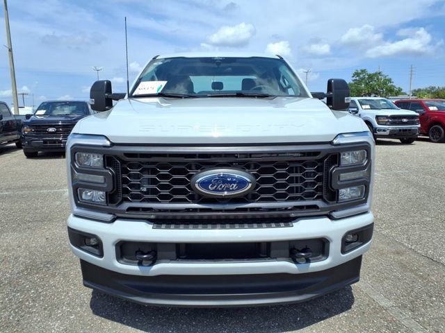 2025 Ford F-250 XL photo 2
