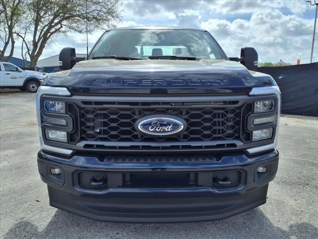 2025 Ford F-250 XL photo 2