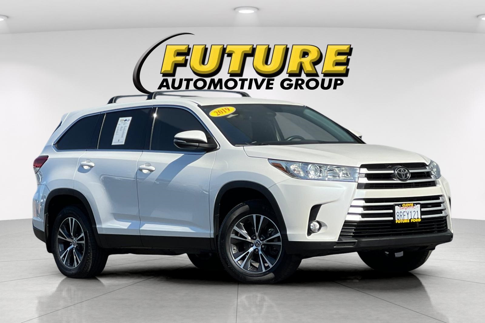 2019 Toyota Highlander LE