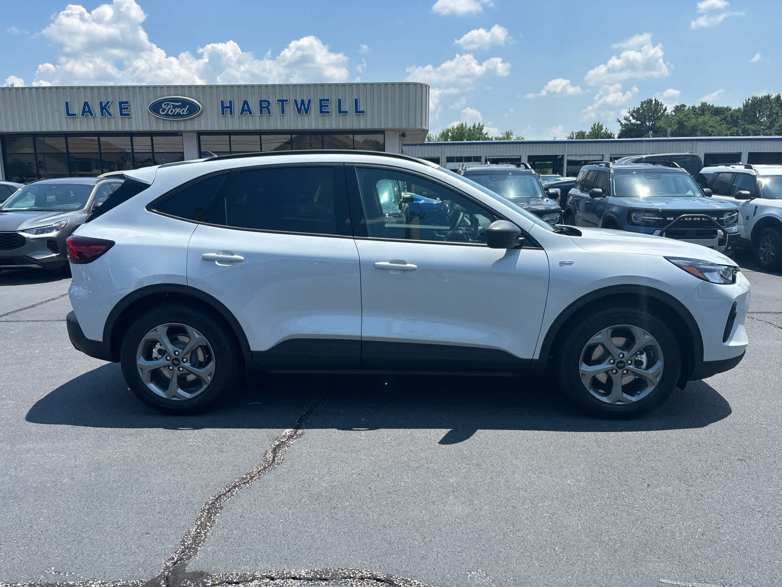 2025 Ford Escape ST-Line photo 20