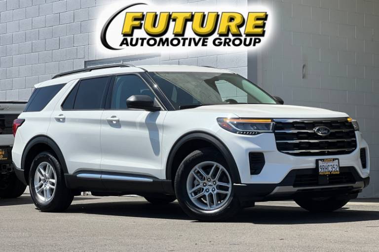 2025 Ford Explorer Active