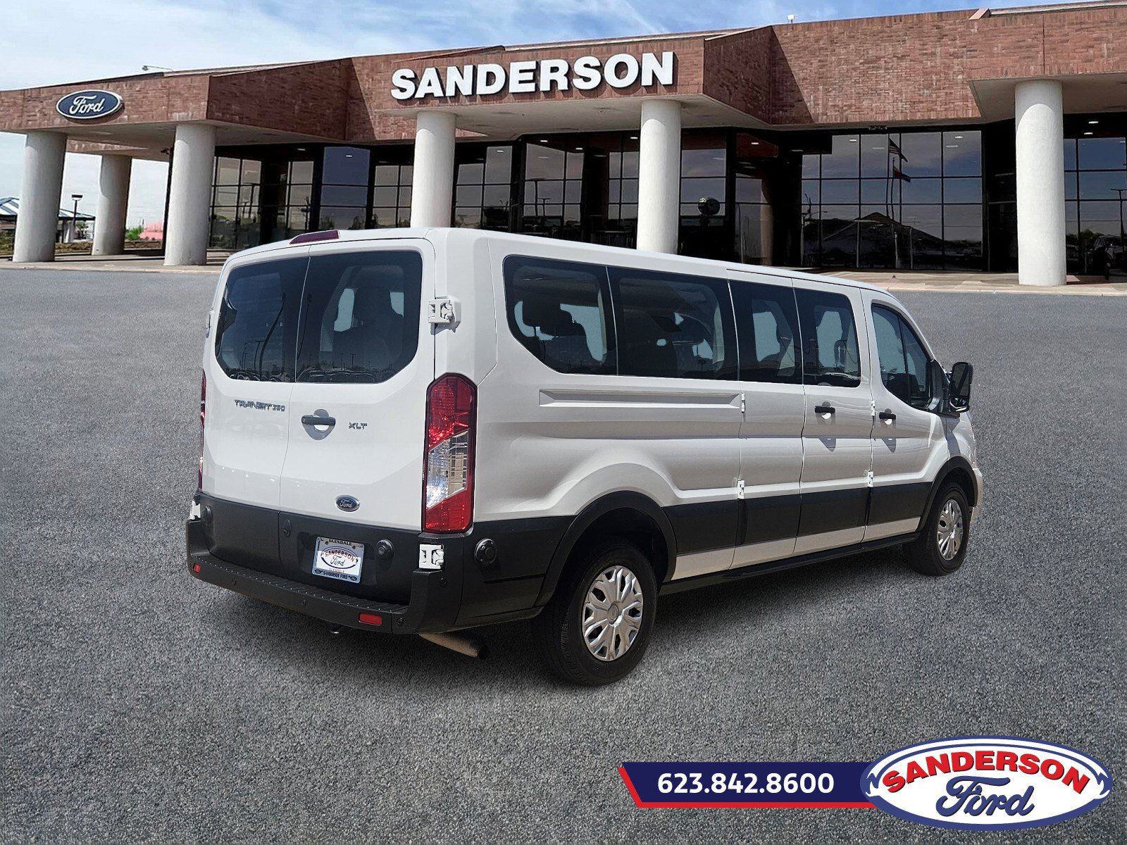2020 Ford Transit Passenger Van XLT photo 3