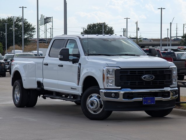New 2025 Ford Super Duty F-350 DRW XL