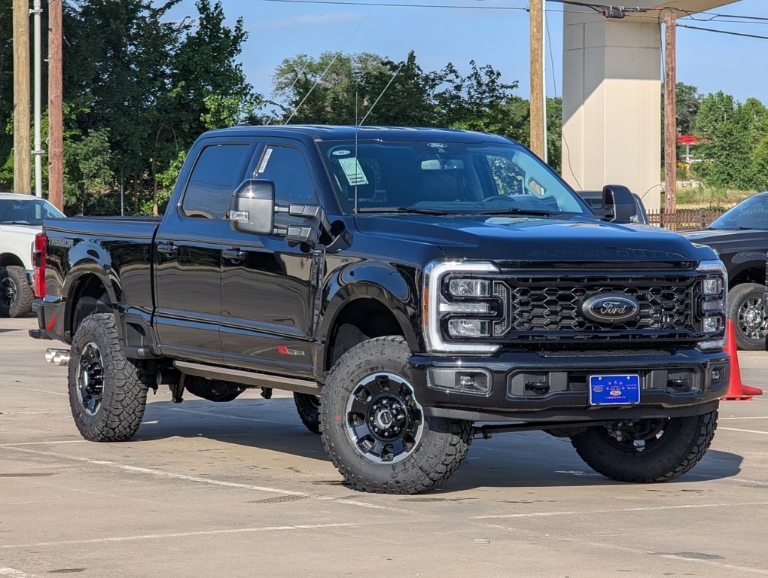 2025 Ford Super Duty F-250 SRW LARIAT