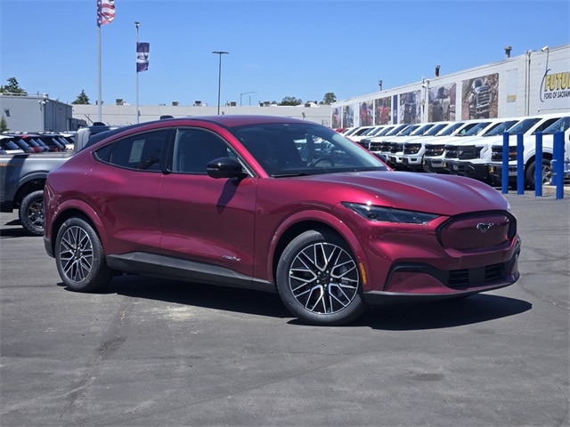 2025 Ford Mustang Mach-E Premium