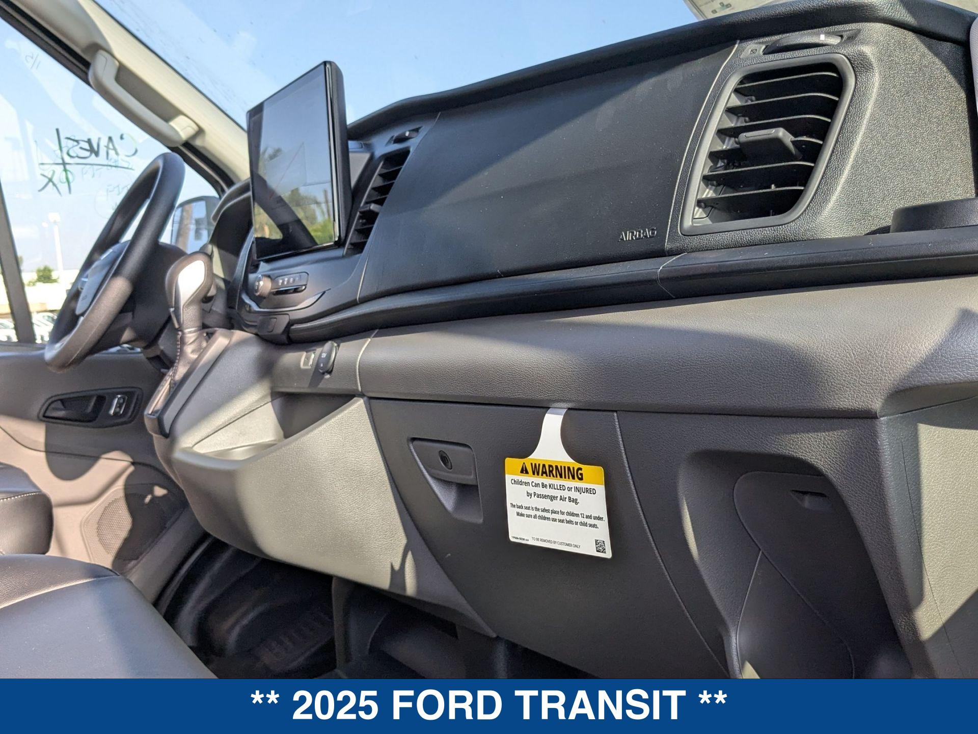 2025 Ford Transit photo 21