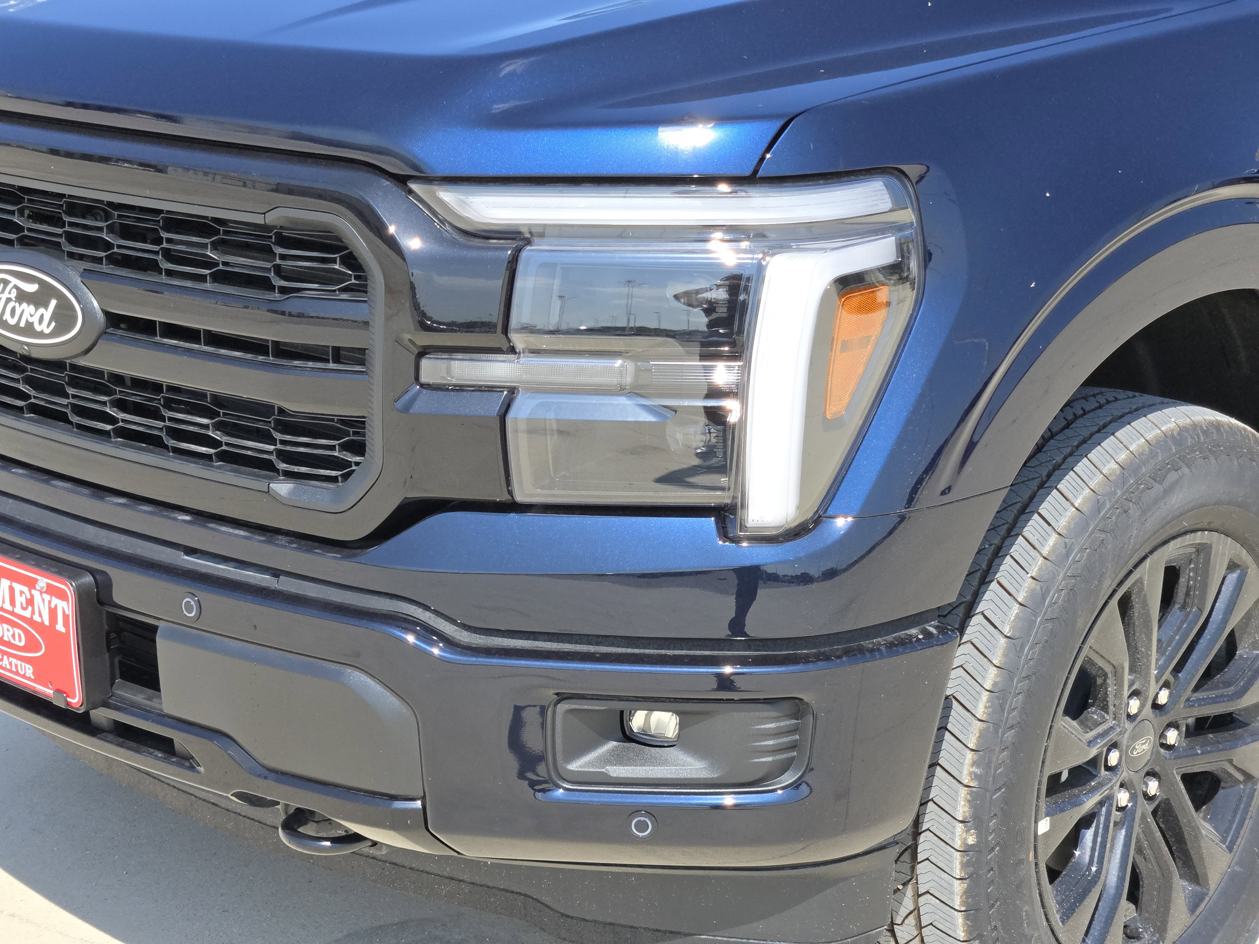 2025 Ford F-150 Lariat photo 5
