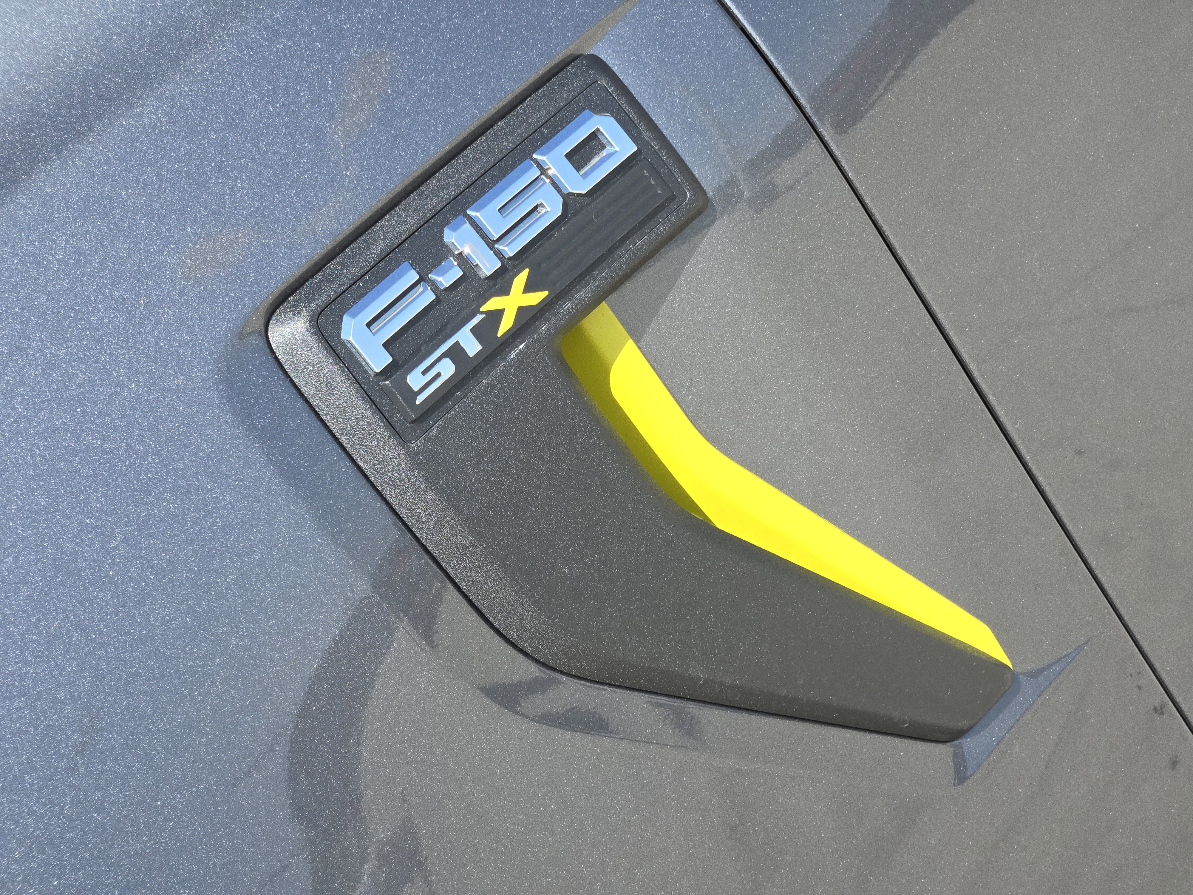 2025 Ford F-150 STX photo 4