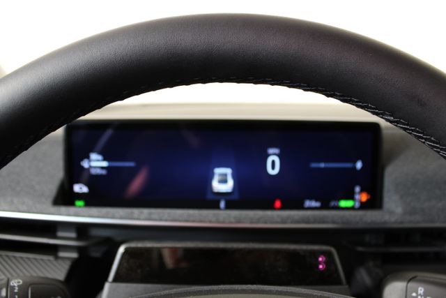 2025 Ford Mustang Mach-E Premium photo 9