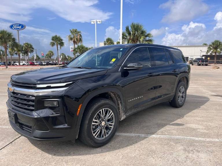 2024 Chevrolet Traverse LS
