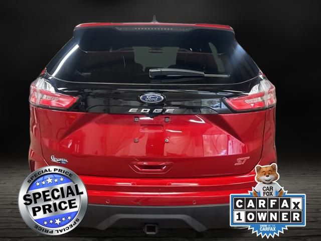 2024 Ford Edge ST photo 4
