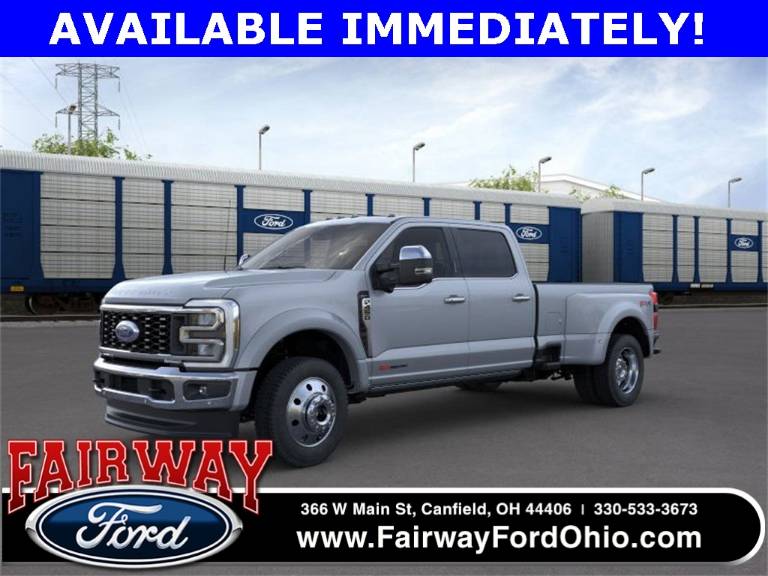 2025 Ford F-450SD LARIAT