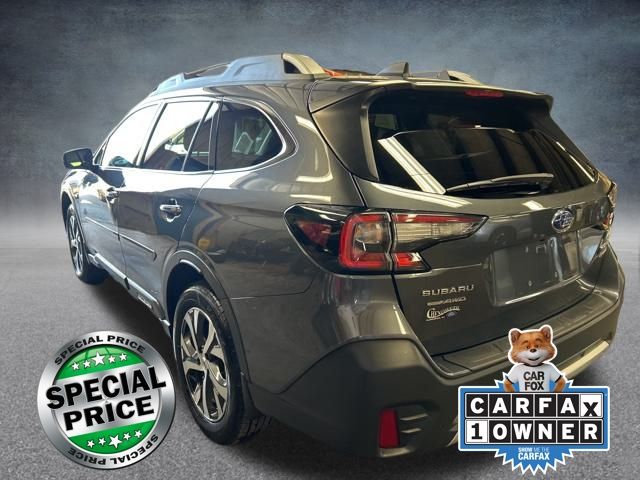 2022 Subaru Outback Touring photo 2