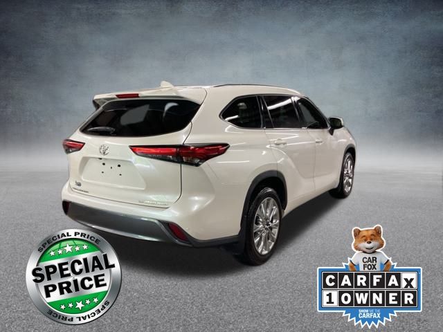 2021 Toyota Highlander Limited photo 2