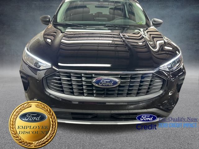 2025 Ford Escape Active photo 4