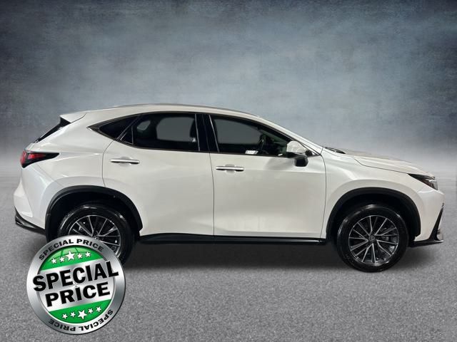 2022 Lexus NX 350h photo 3