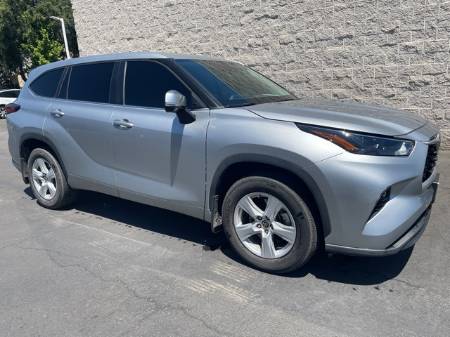 2023 Toyota Highlander LE