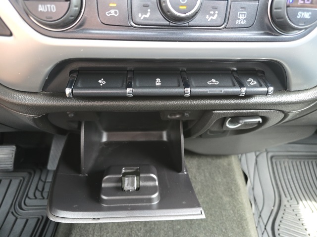 2017 Gmc Sierra 1500 SLT photo 18