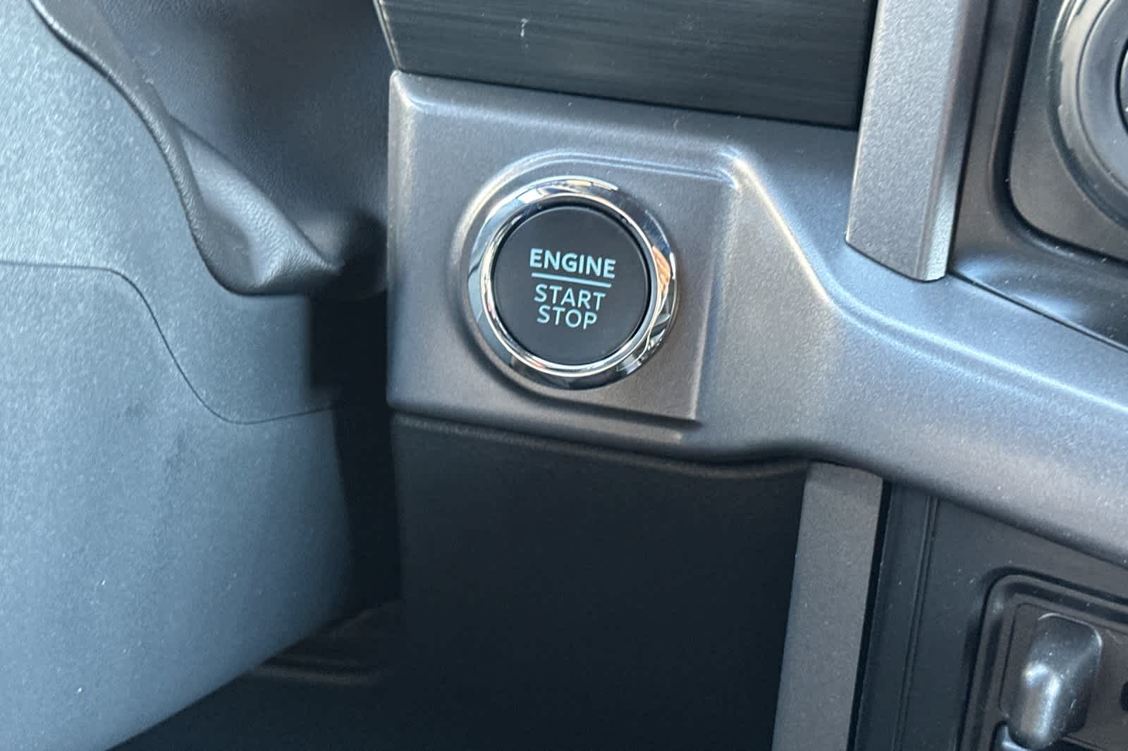 2025 Ford F-150 XLT photo 15