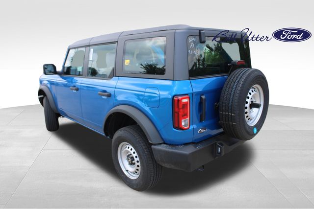 2025 Ford Bronco Base photo 4