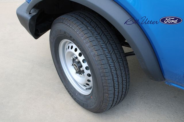 2025 Ford Bronco Base photo 5
