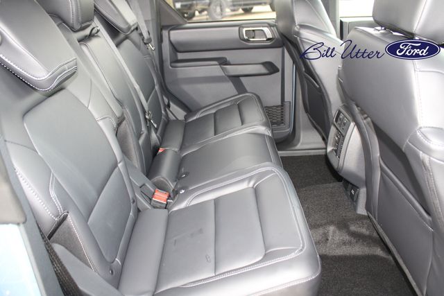 2025 Ford Bronco Outer Banks photo 8