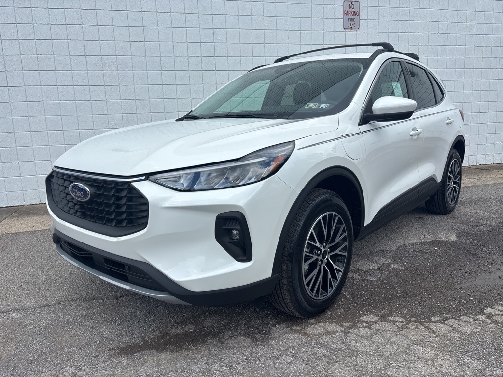 New 2025 Ford Escape Plug-In Hybrid Base