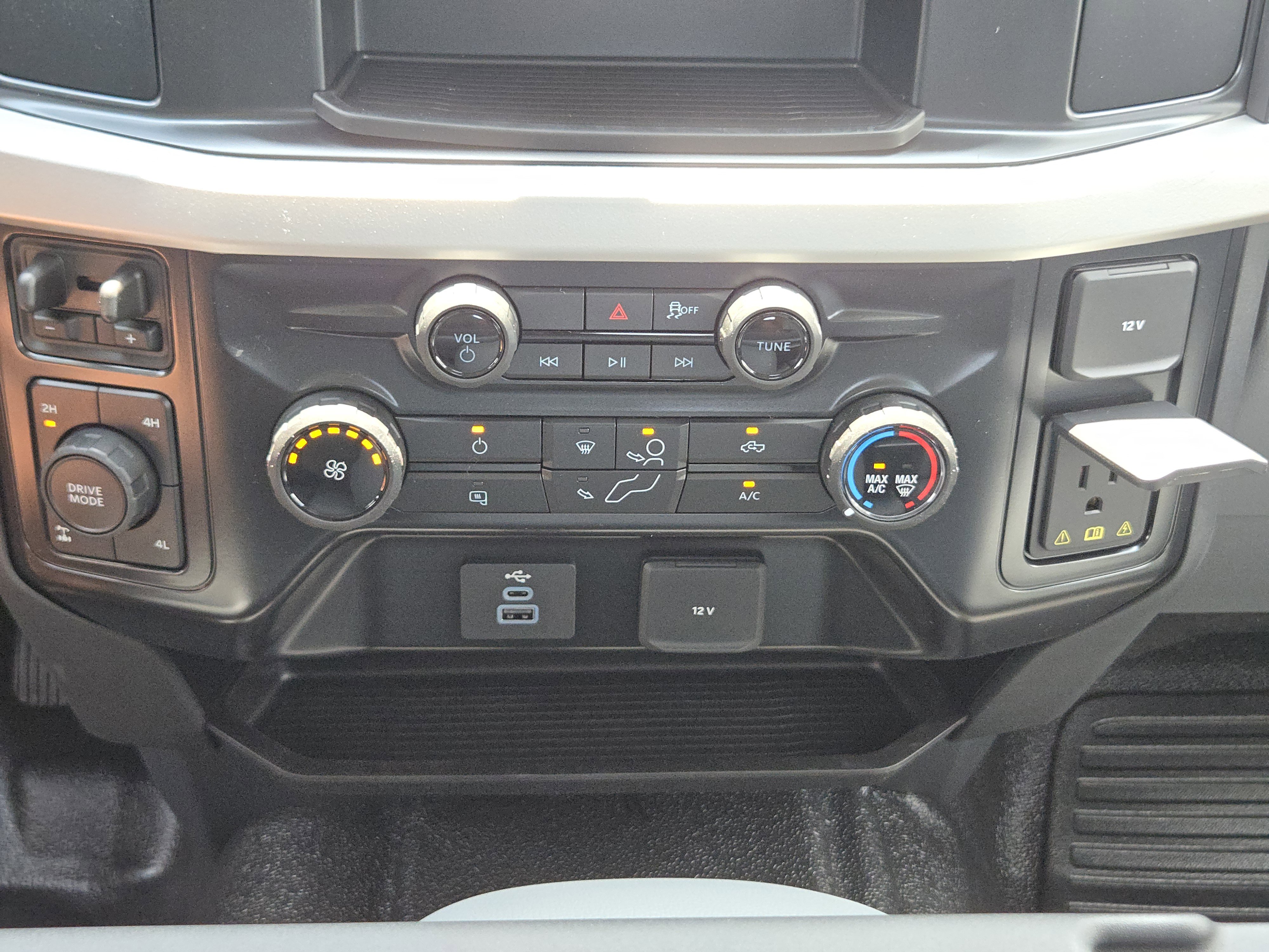 2025 Ford F-250 XL photo 10