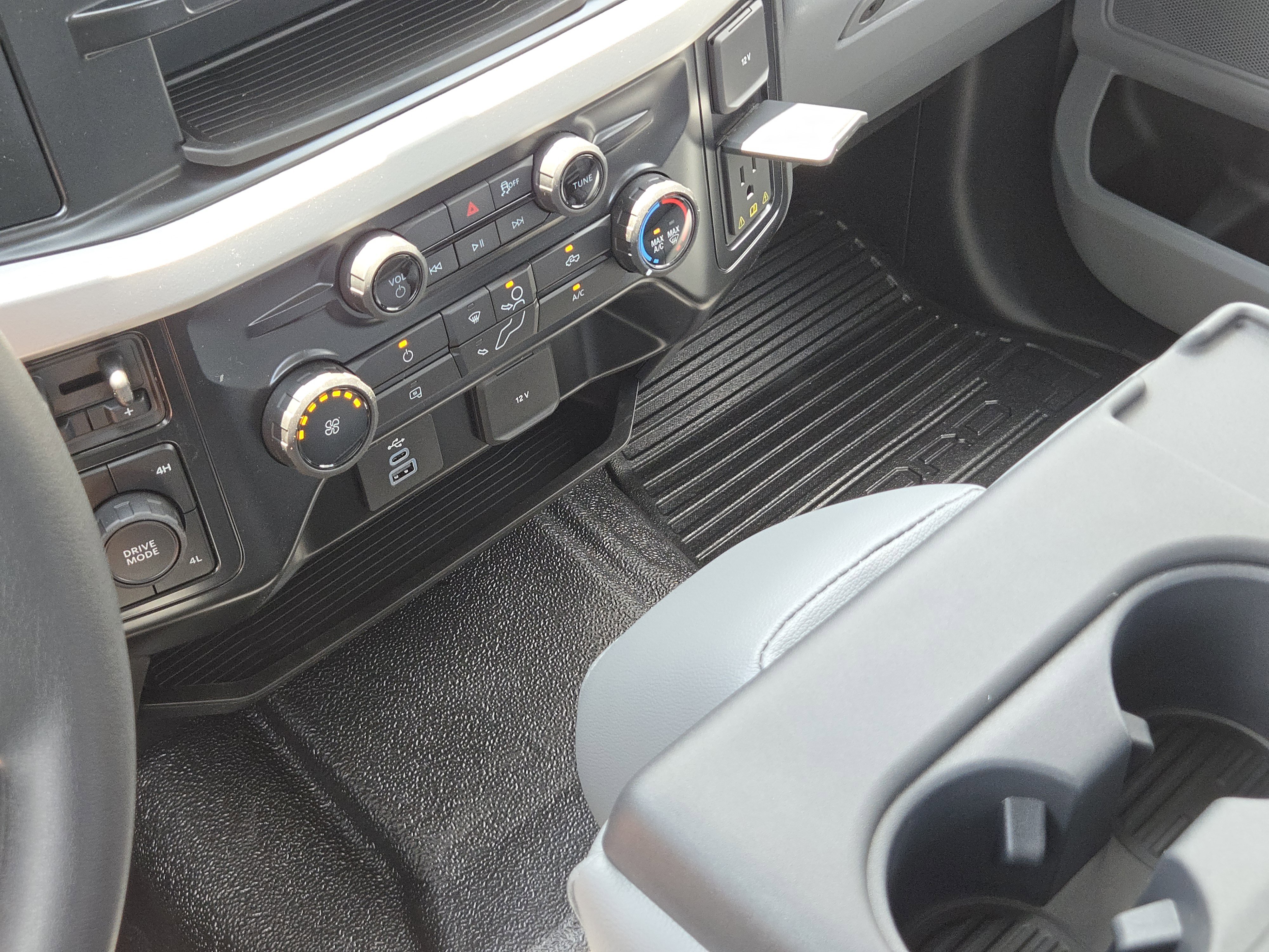 2025 Ford F-250 XL photo 11