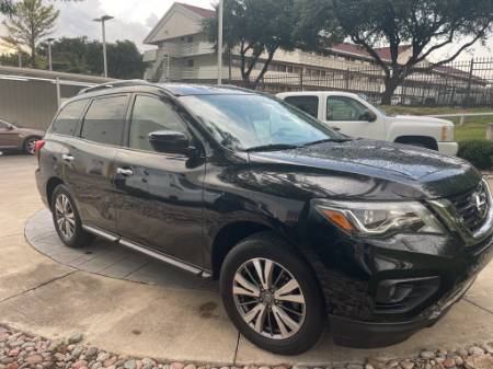 2019 Nissan Pathfinder SV