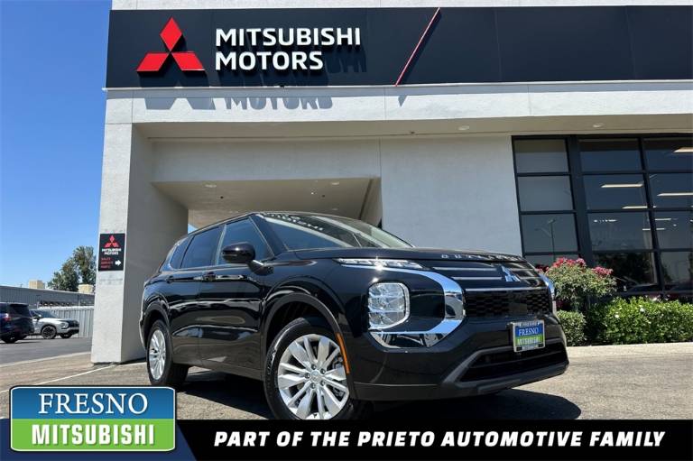 2025 Mitsubishi Outlander ES
