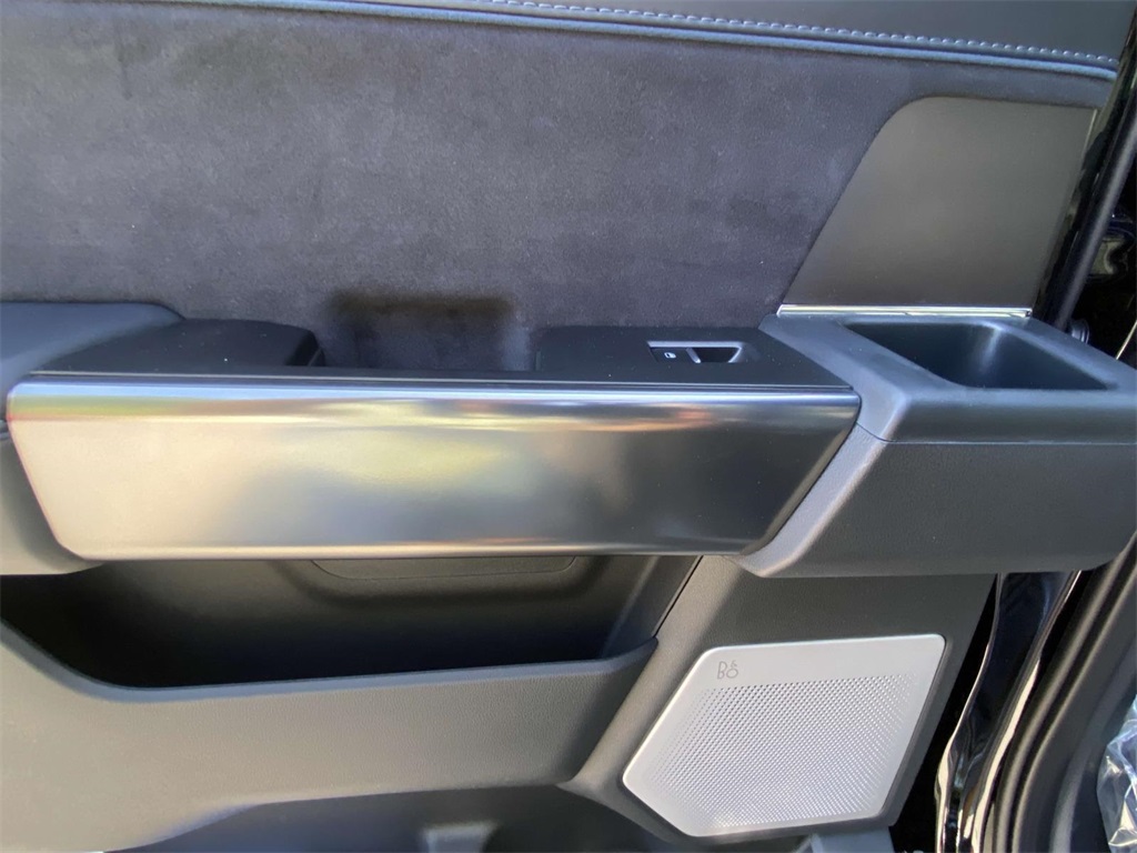 2025 Ford F-150 Platinum photo 10