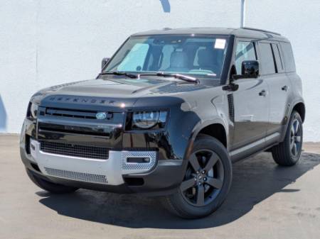 2025 Land Rover Defender 110 P300