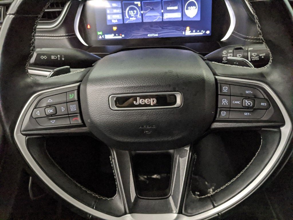 2022 Jeep Grand Cherokee Altitude photo 15