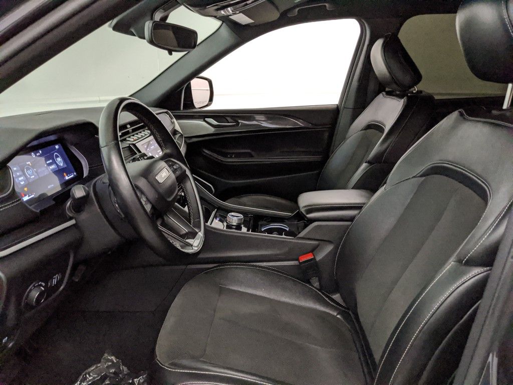 2022 Jeep Grand Cherokee Altitude photo 19