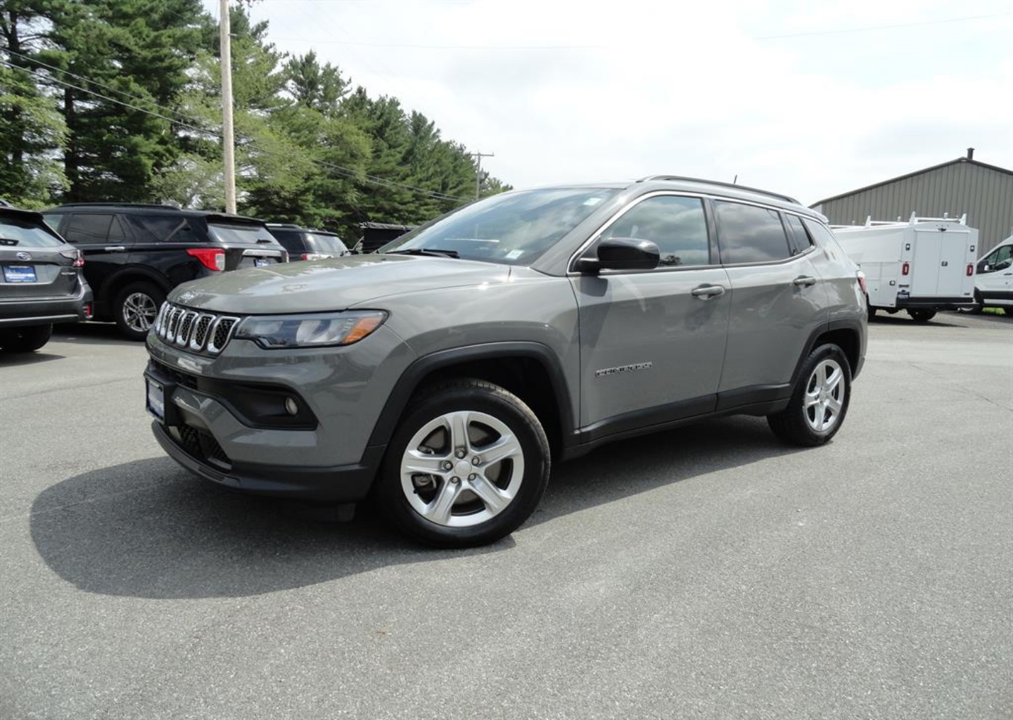 2023 Jeep Compass Latitude's photo