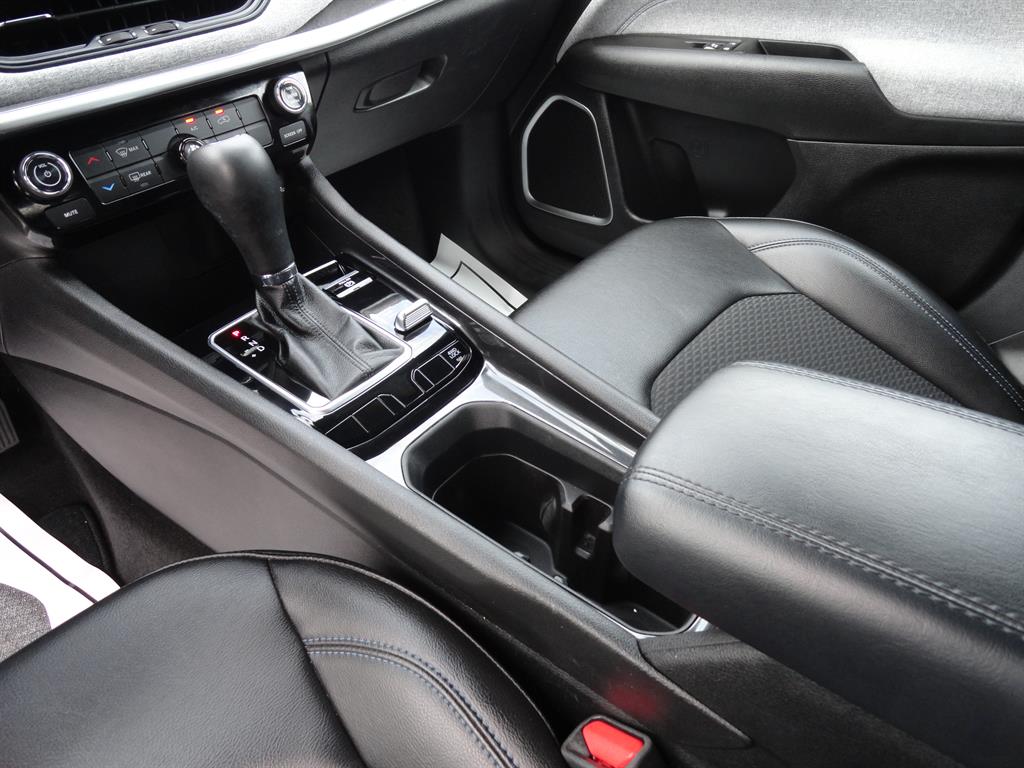 2023 Jeep Compass Latitude photo 11