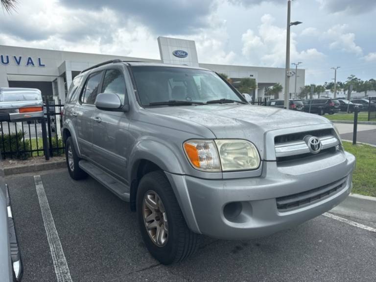 2005 Toyota Sequoia SR5