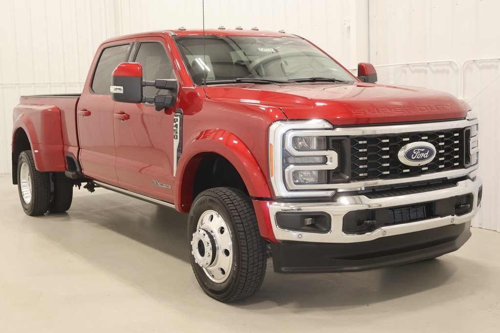 2023 Ford F-450 photo 3