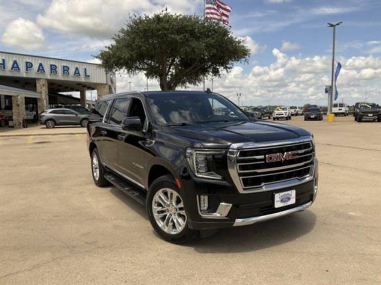 2022 GMC Yukon XL SLT