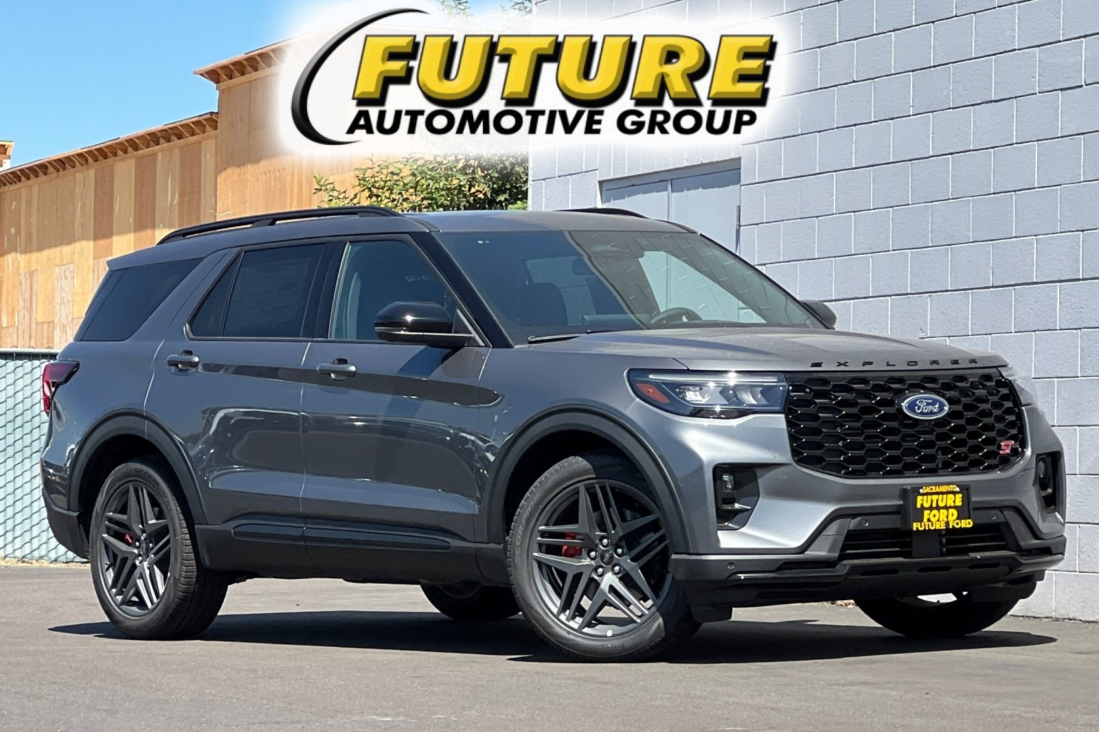 2025 Ford Explorer ST