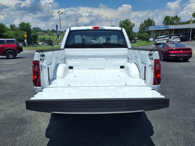 2025 Ford F-150 XL photo 4