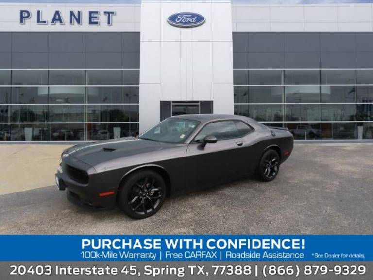 2022 Dodge Challenger SXT RWD