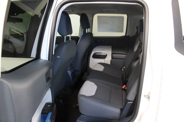 2025 Ford Maverick XLT photo 17