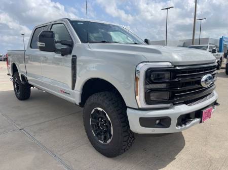 2025 Ford F-250SD Platinum