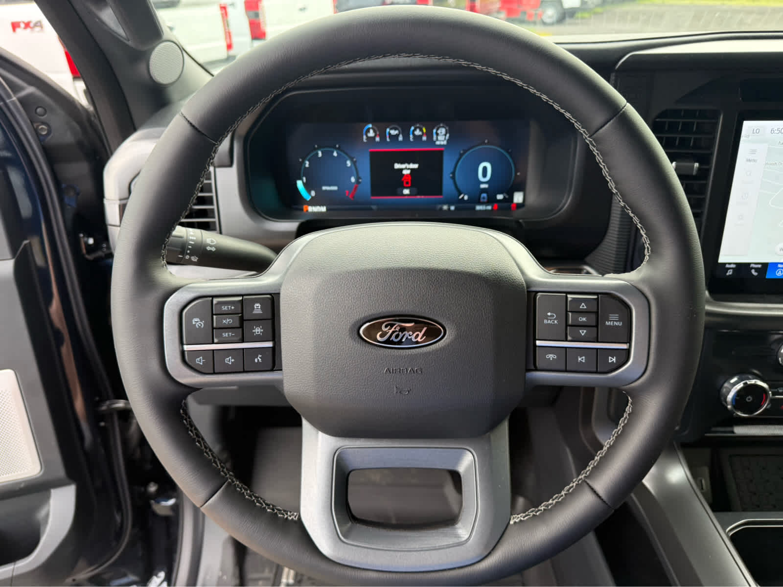 2025 Ford F-150 Lariat photo 9