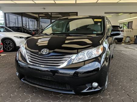 2016 Toyota Sienna XLE