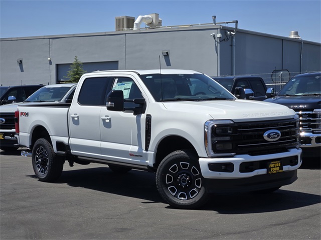 2025 Ford F-350SD Platinum