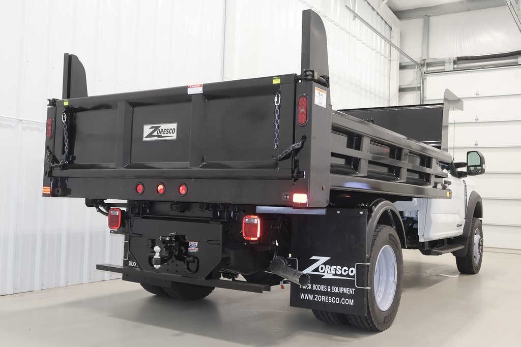 2025 Ford F-600 photo 5