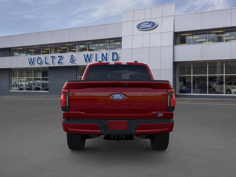 2025 Ford F-150 Lightning photo 5